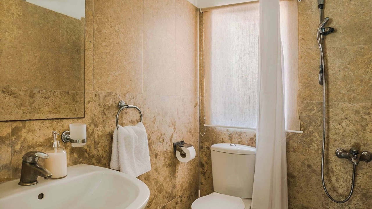 Photo of Bathroom in Evreti