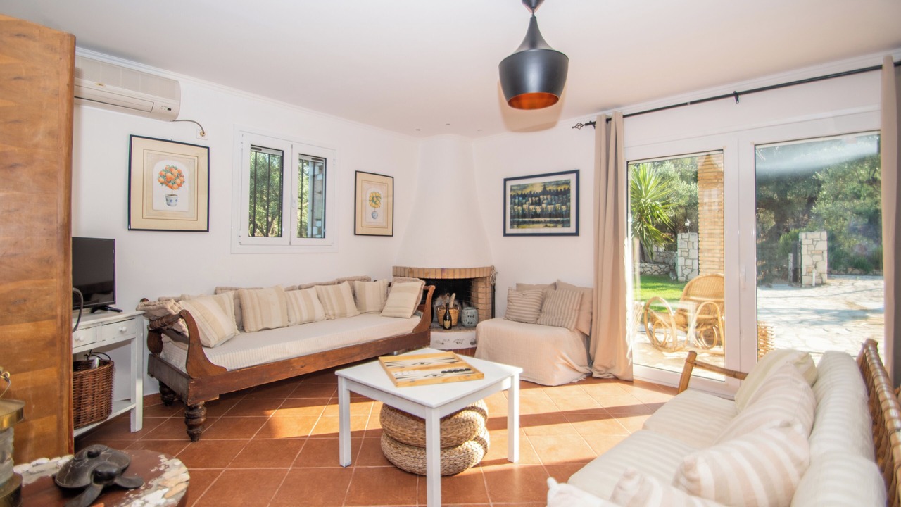 Photo of Livingroom in Xirokastello