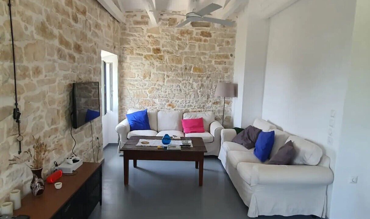 Photo of Livingroom in Kourteika