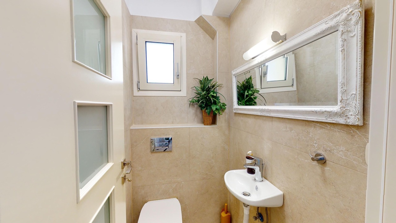 Photo of Bathroom in Kamilari