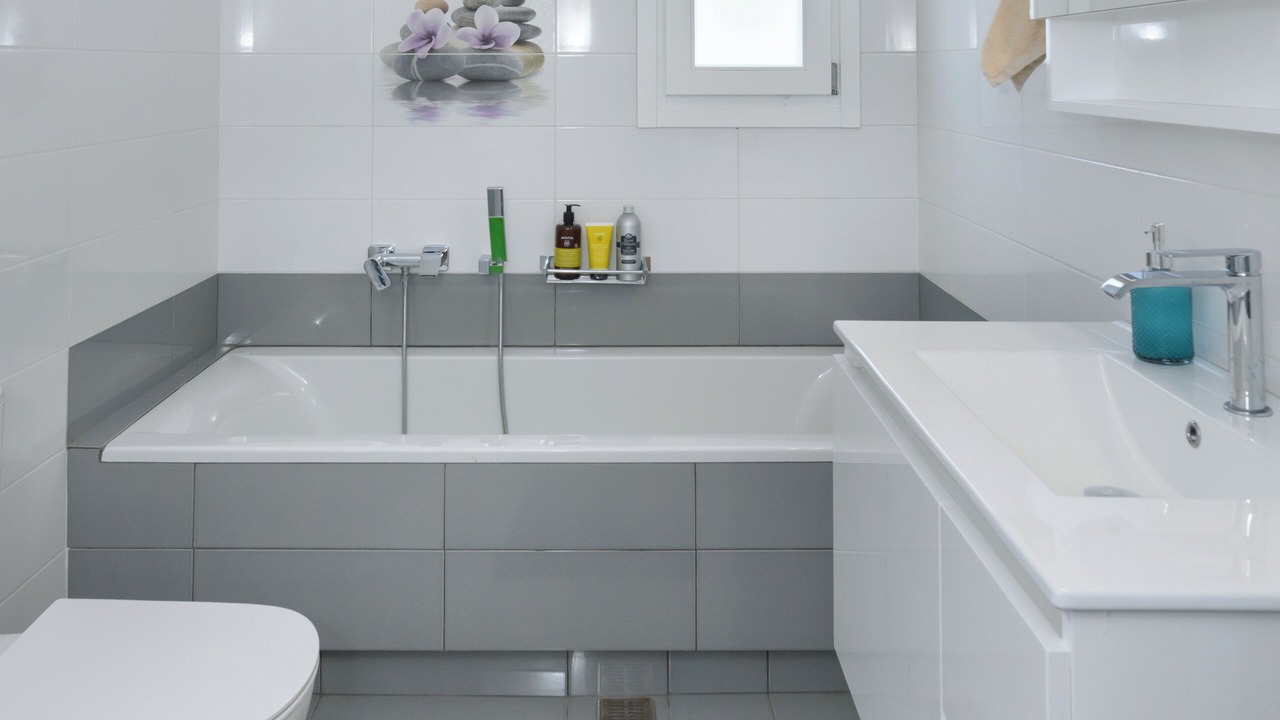 Photo of Bathroom in Aliki