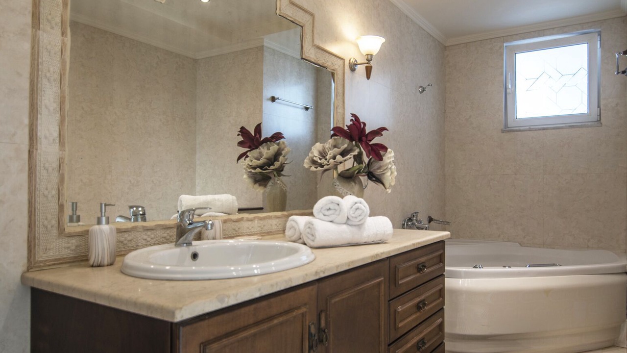 Photo of Bathroom in Egira