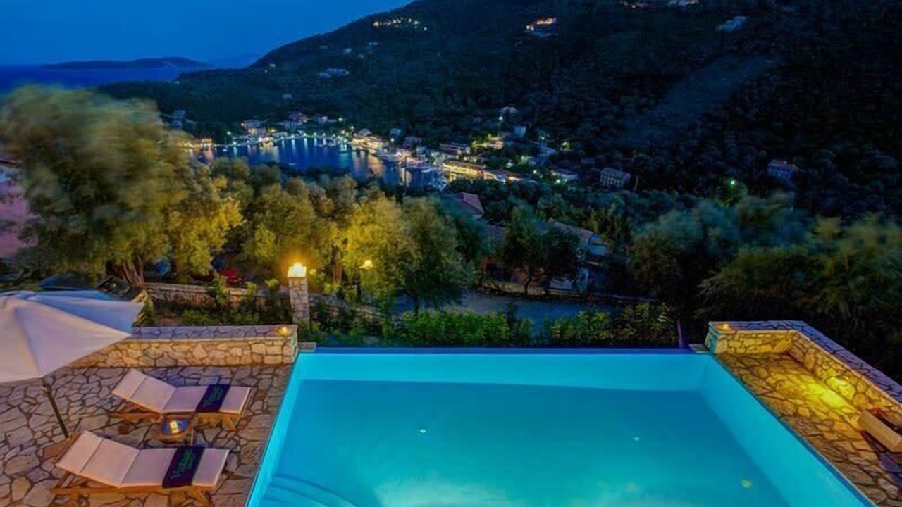 Photo of Outdoor in Evgiros