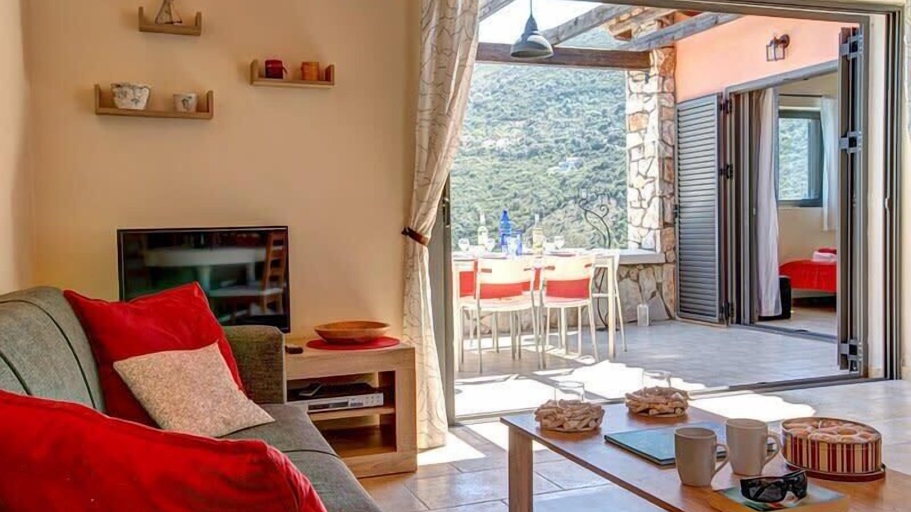 Photo of Livingroom in Evgiros