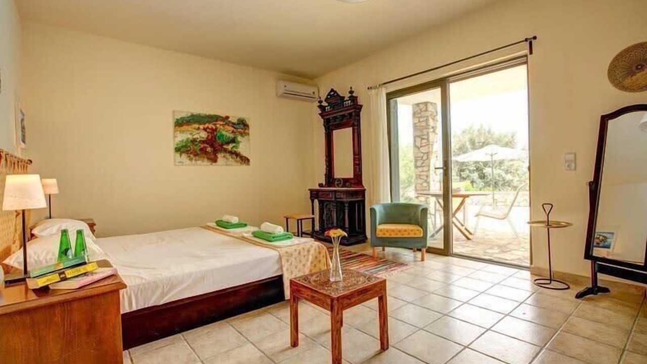 Photo of Bedroom in Evgiros