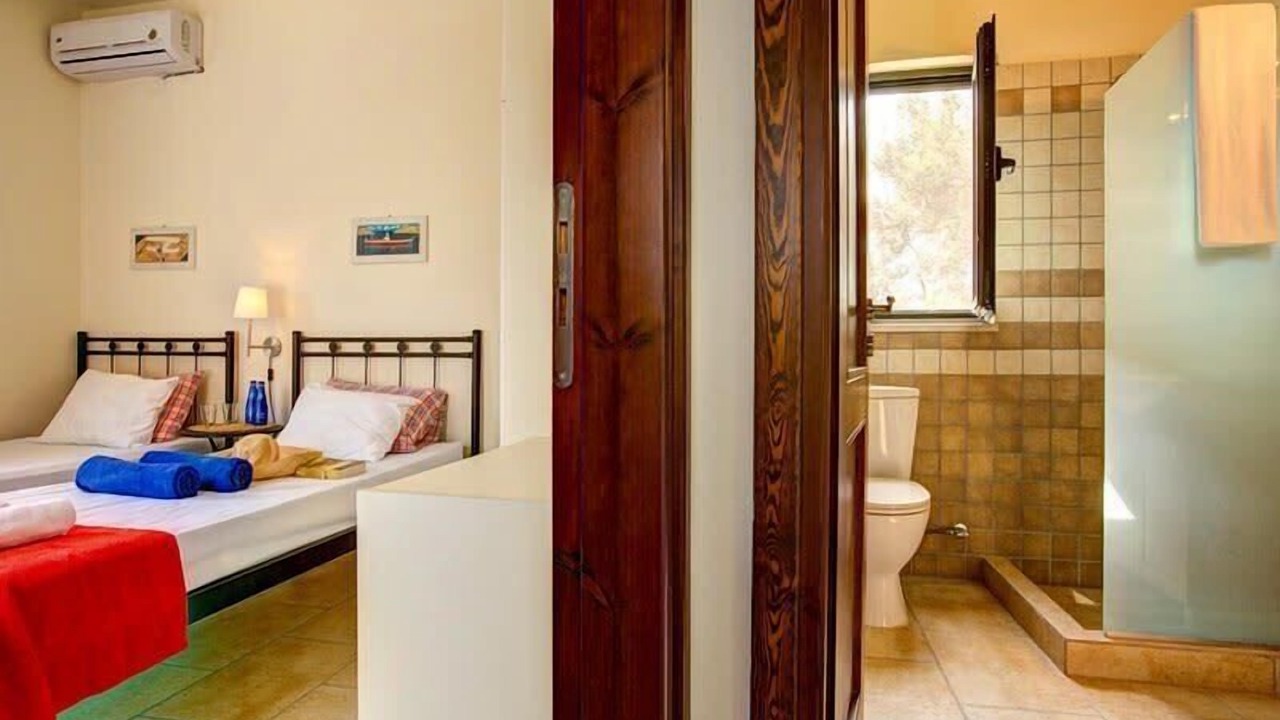 Photo of Bedroom in Evgiros