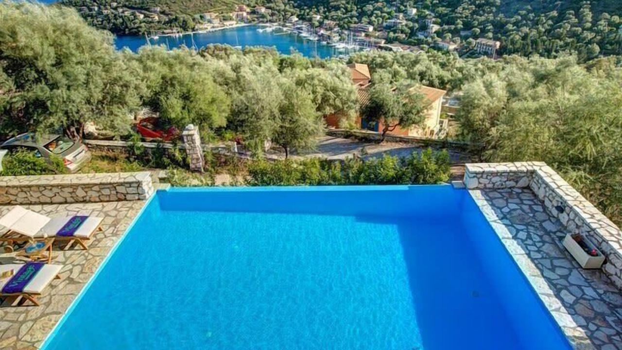 Photo of Outdoor in Evgiros