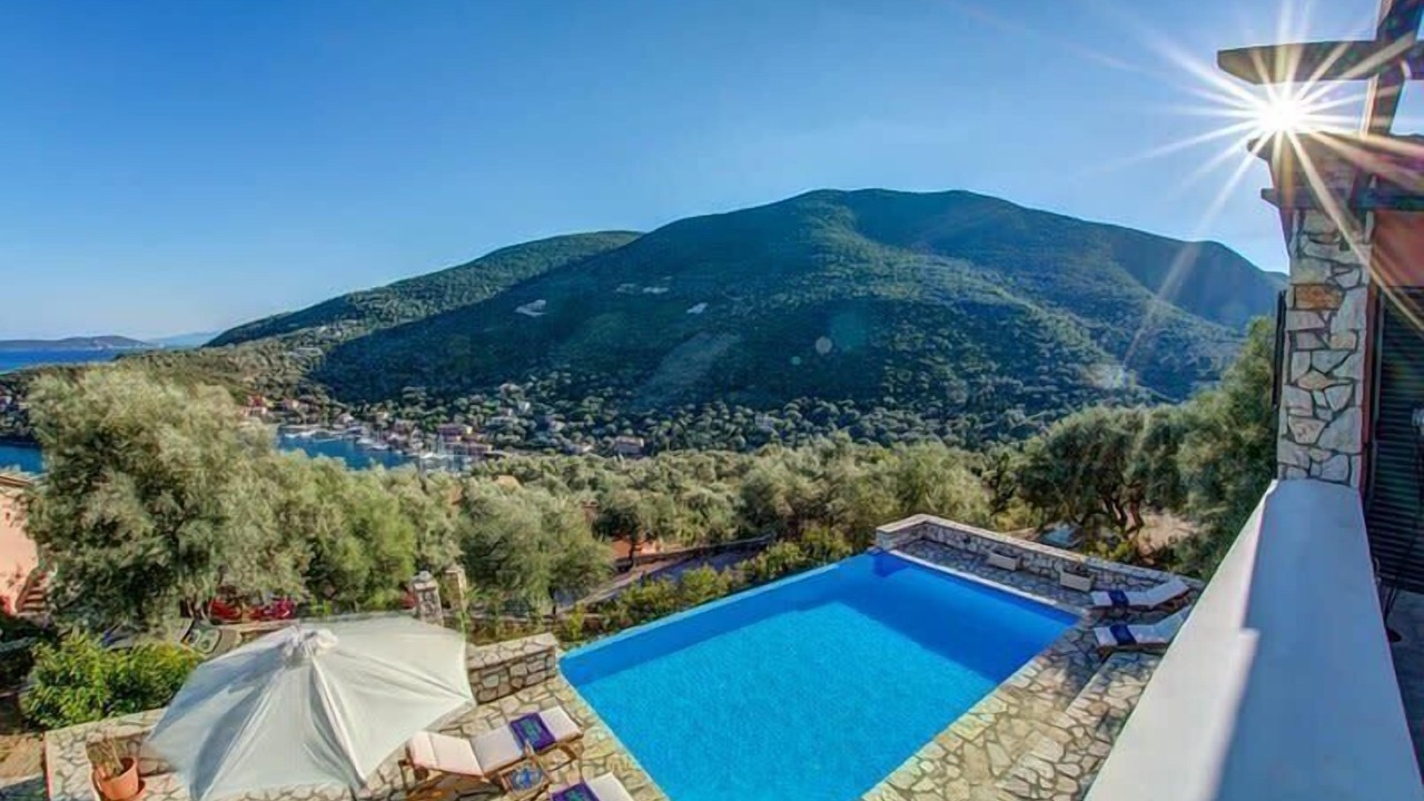 Photo of Outdoor in Evgiros