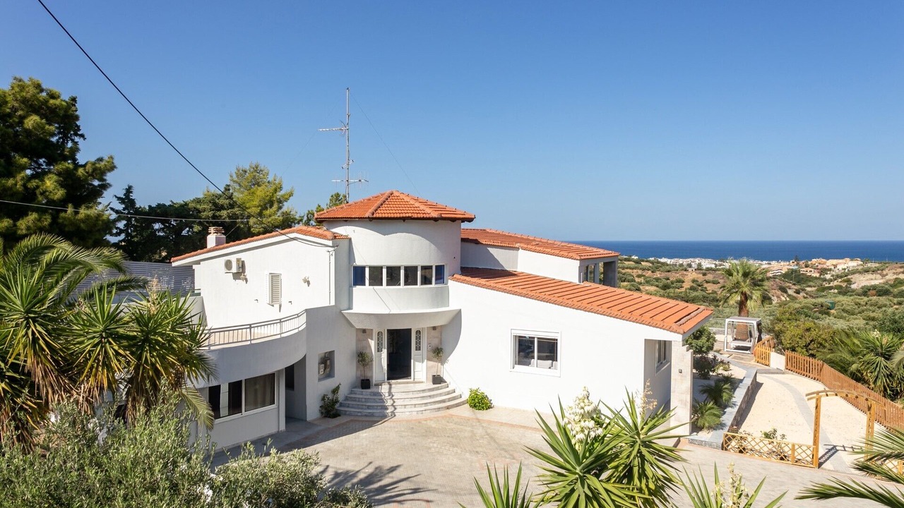Photo of Others in Old Hersonissos