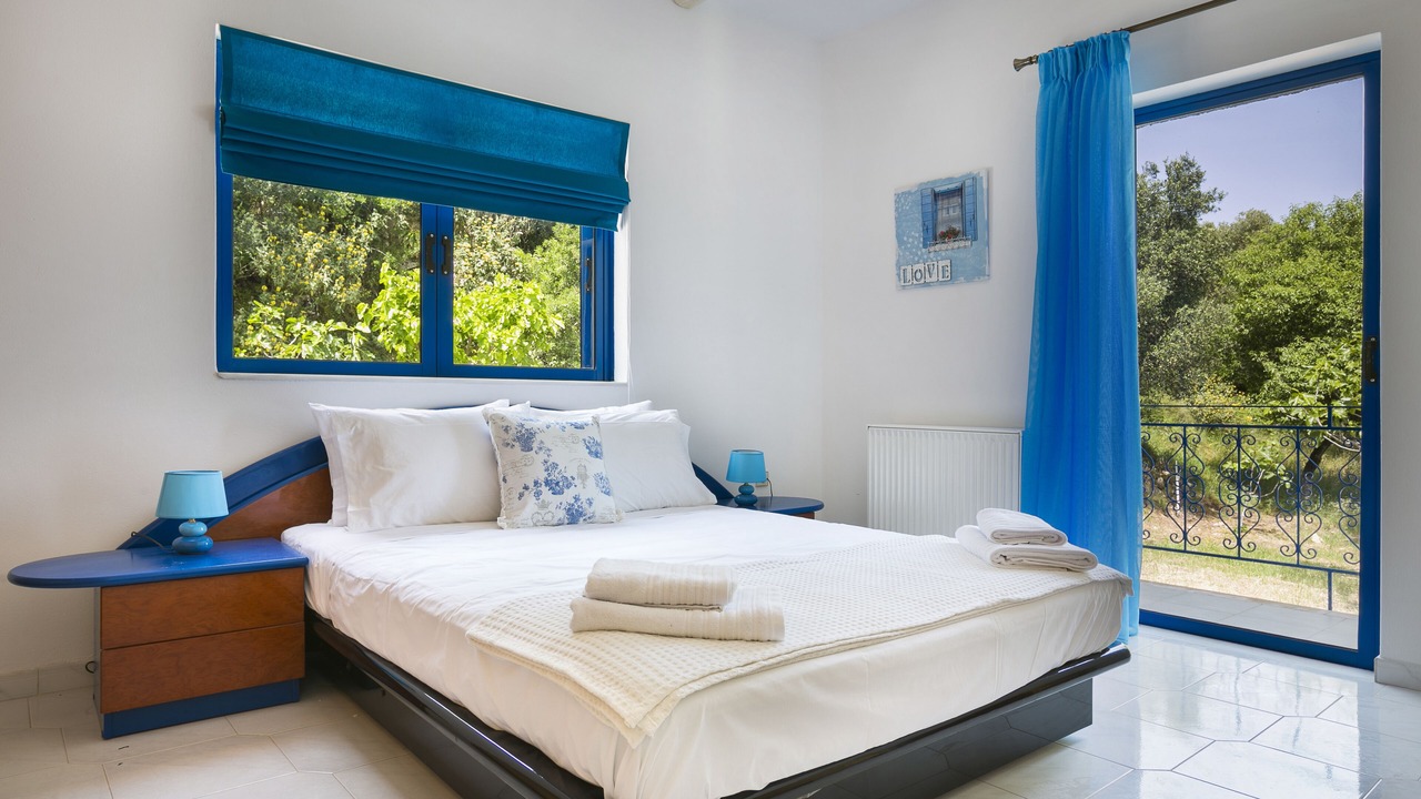 Photo of Bedroom in Loukerata