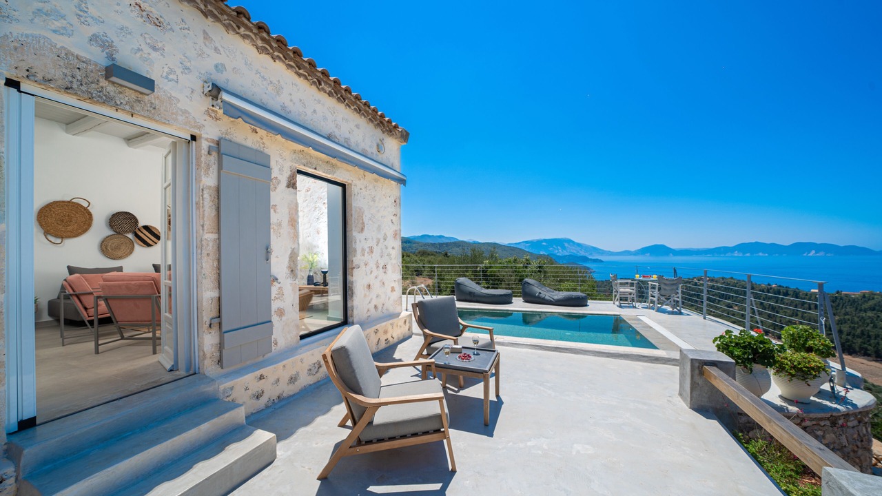 Photo of Patio Balcony in Tzamarelata