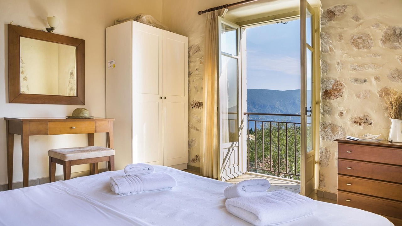 Photo of Bedroom in Tselendata