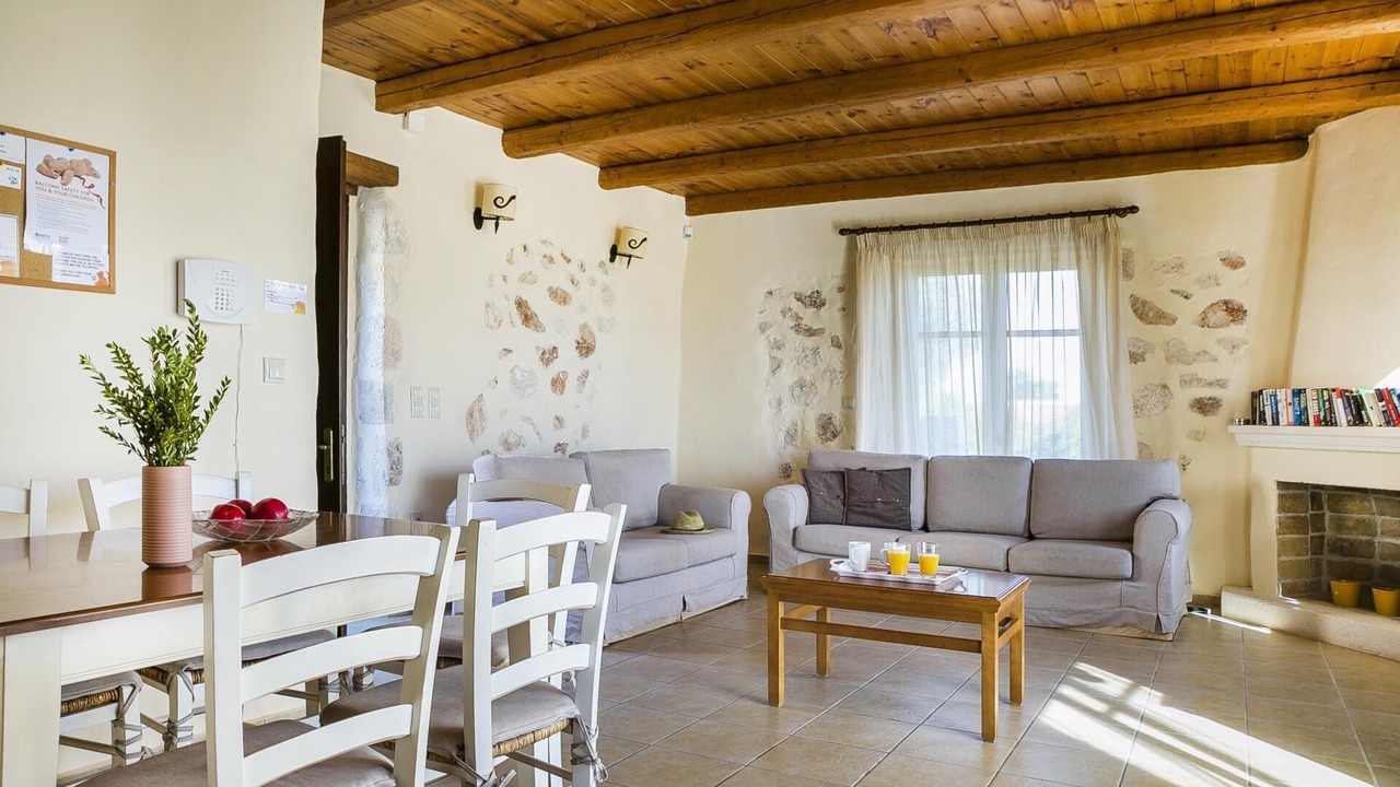 Photo of Livingroom in Tselendata