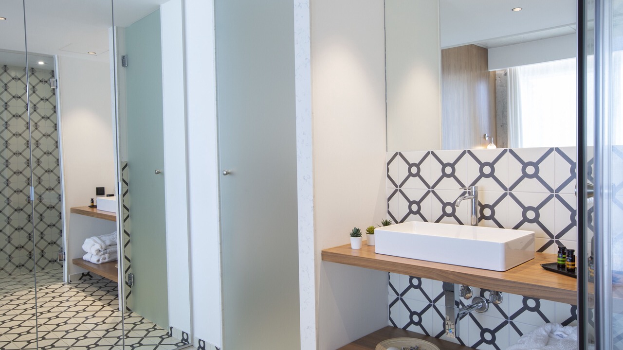 Photo of Bathroom in Evgiros