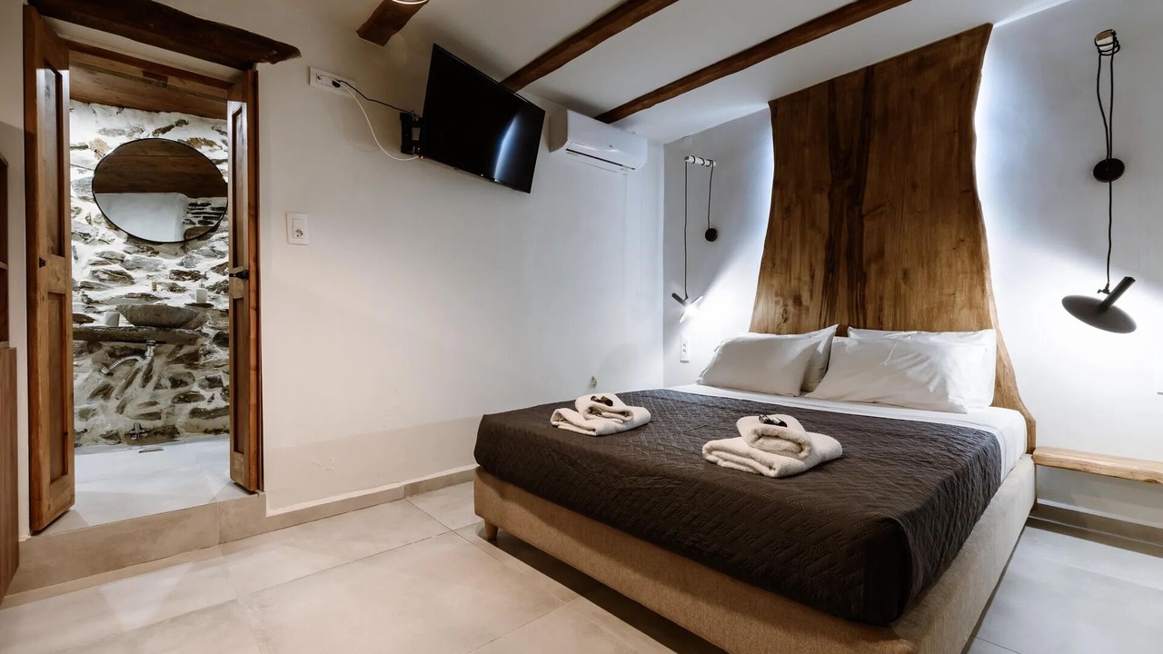 Photo of Bedroom in Perivolia