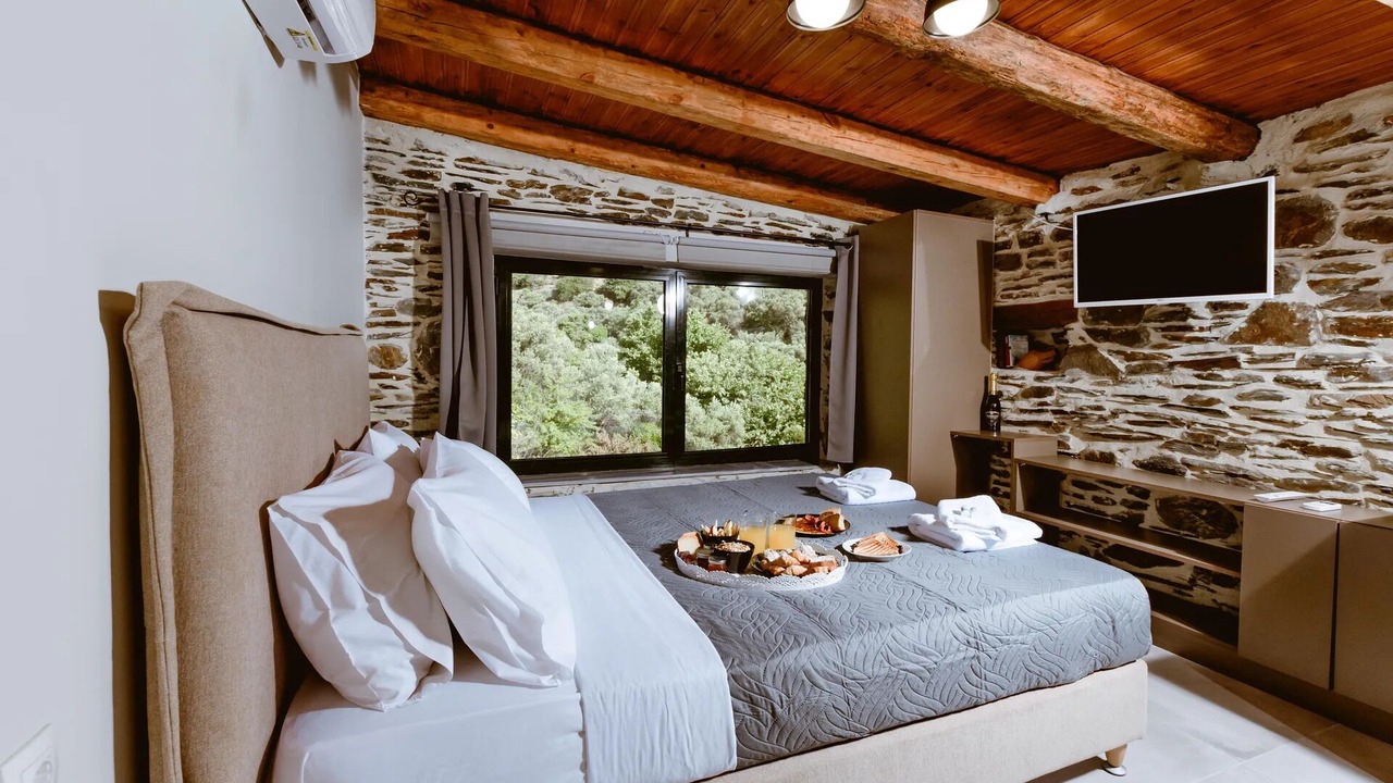 Photo of Bedroom in Perivolia