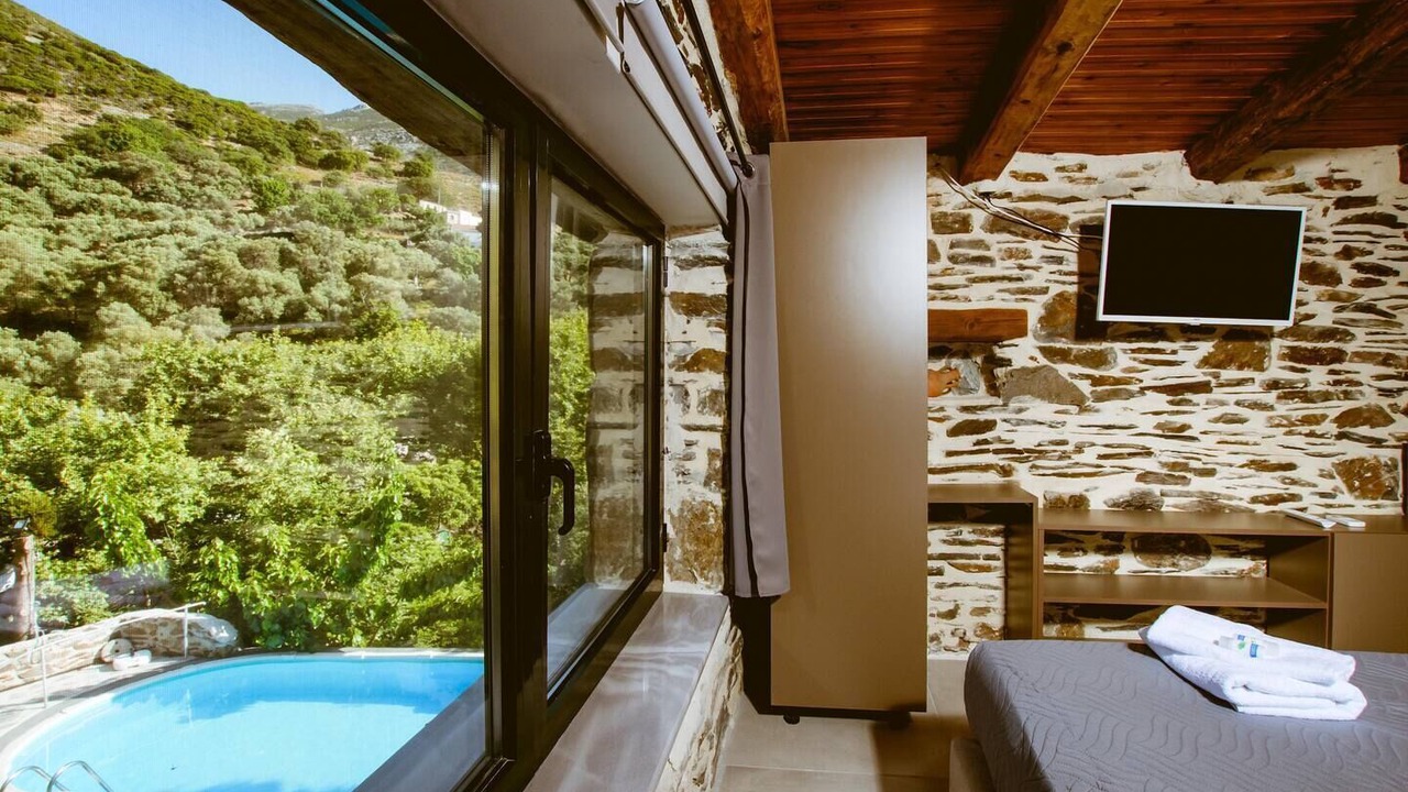 Photo of Bedroom in Perivolia