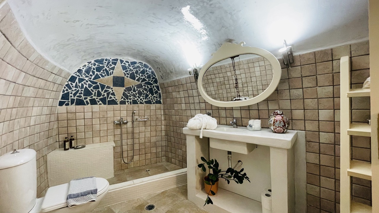 Photo of Bathroom in Oia