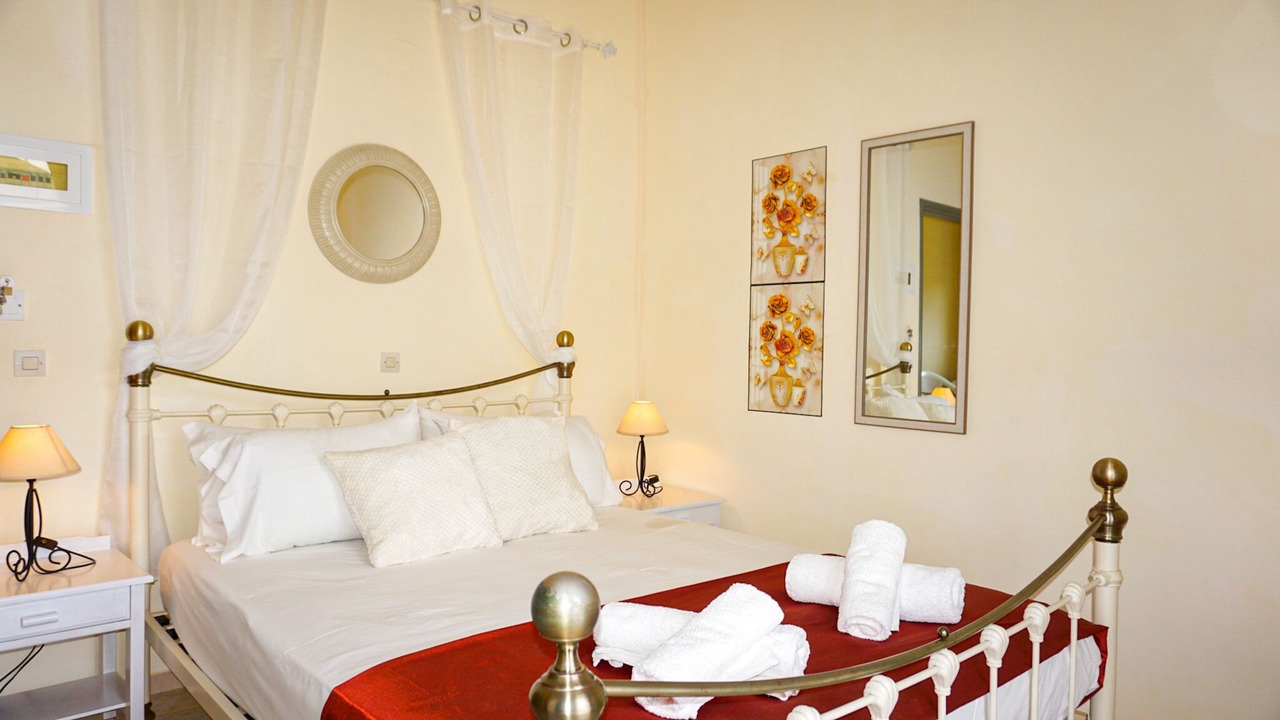 Photo of Bedroom in Triopetra