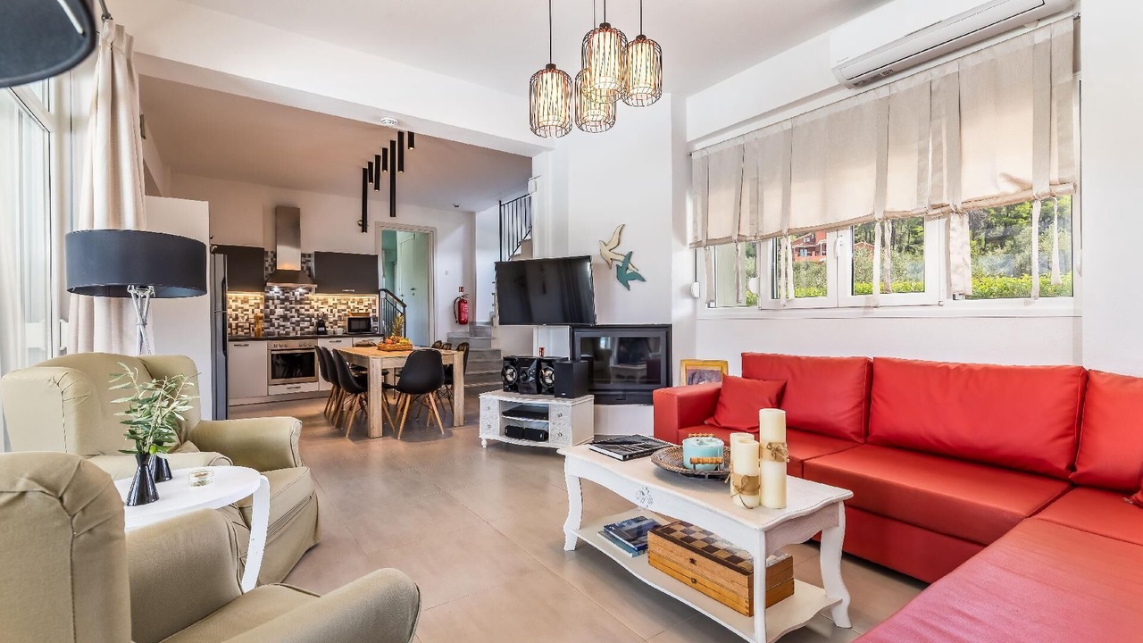 Photo of Livingroom in Alikias