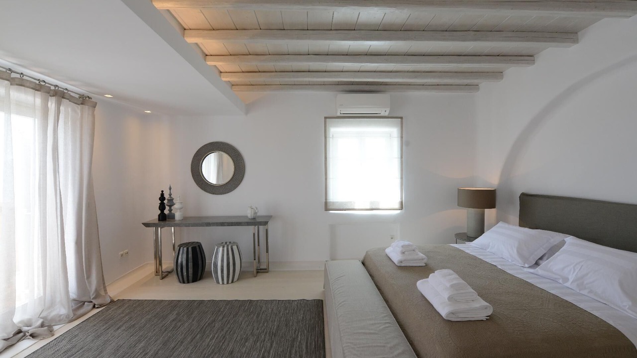 Photo of Bedroom in Tourlos