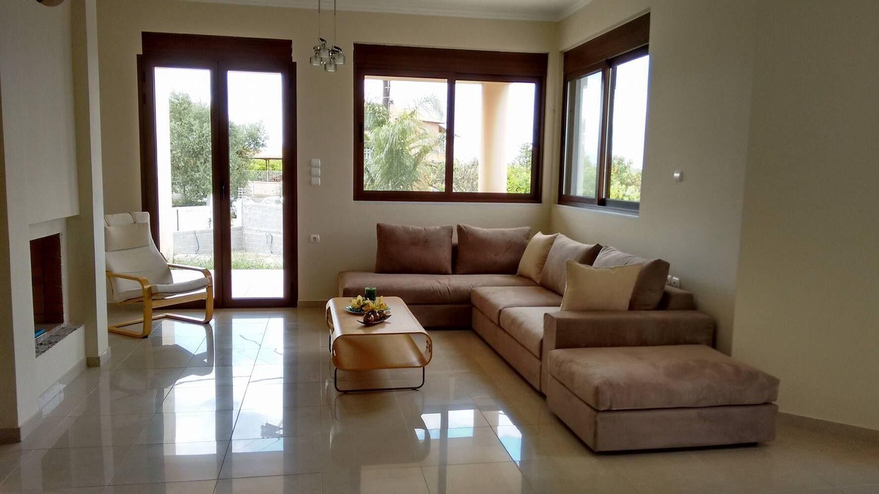 Photo of Livingroom in Aigialeia