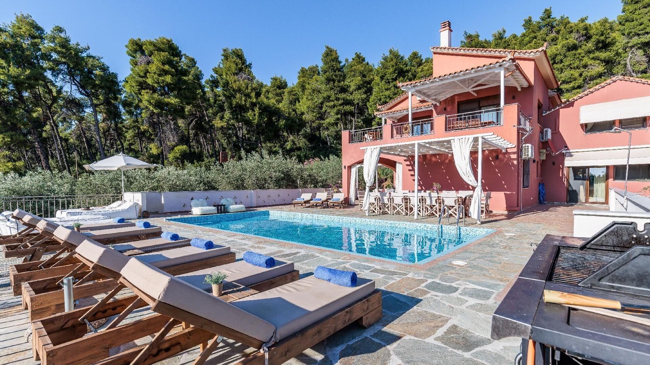 Photo of Outdoor in Alikias