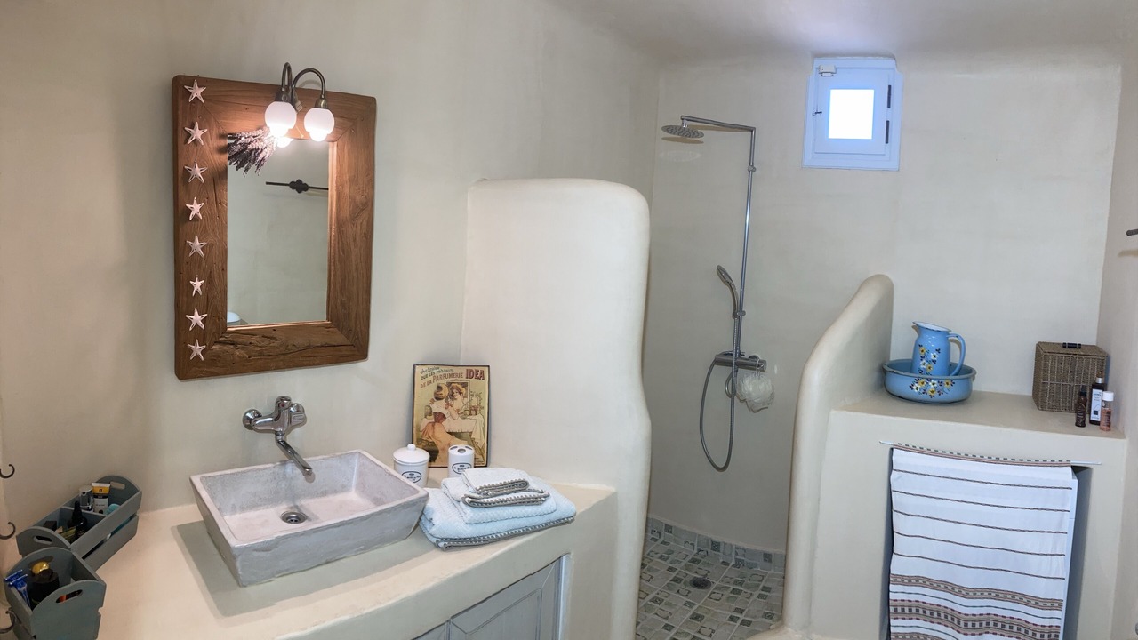 Photo of Bathroom in Stelida