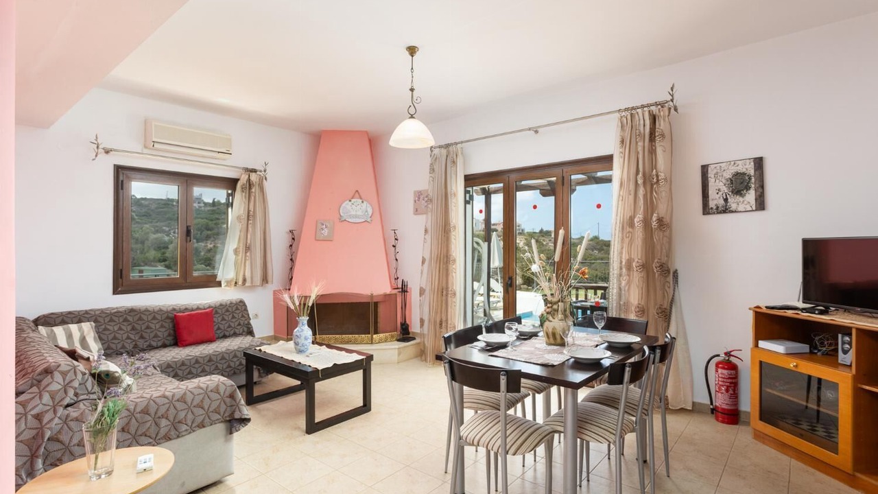 Photo of Livingroom in Maroulas