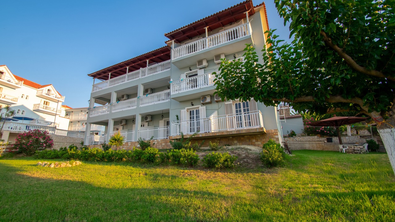 Photo of Outdoor in Amoudi
