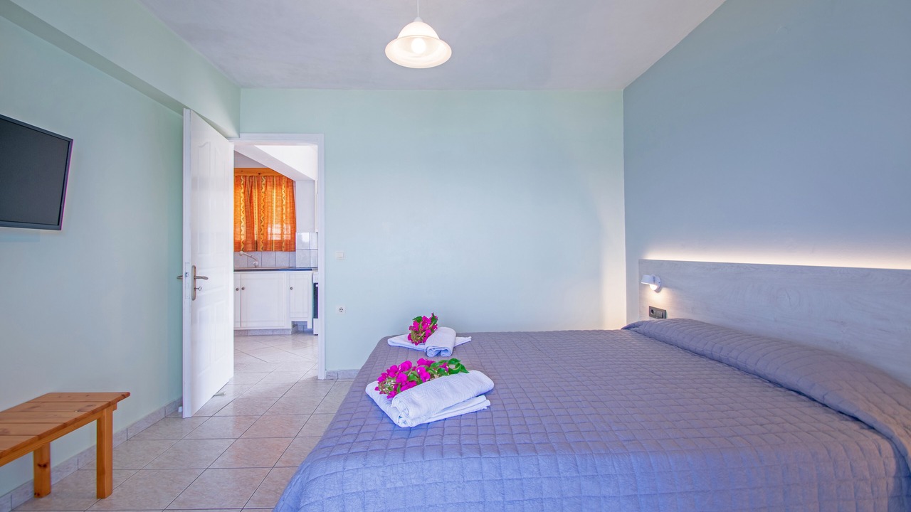Photo of Bedroom in Amoudi