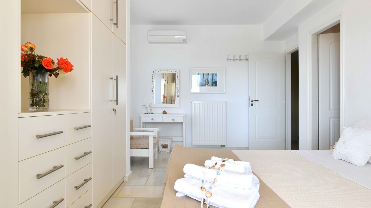 Photo of Bedroom in Aliki