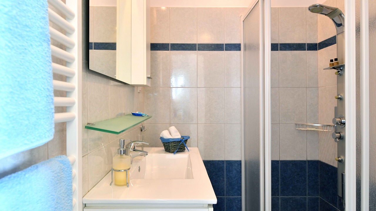 Photo of Bathroom in Aliki
