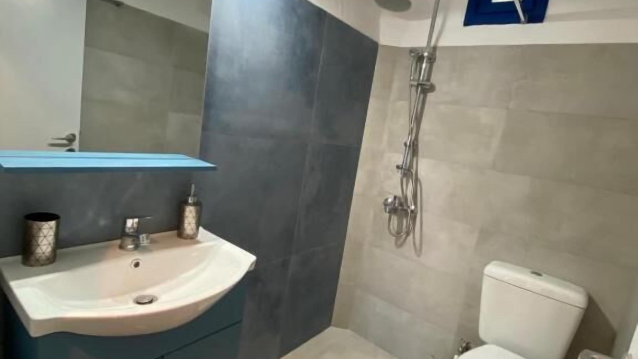 Photo of Bathroom in Maragas