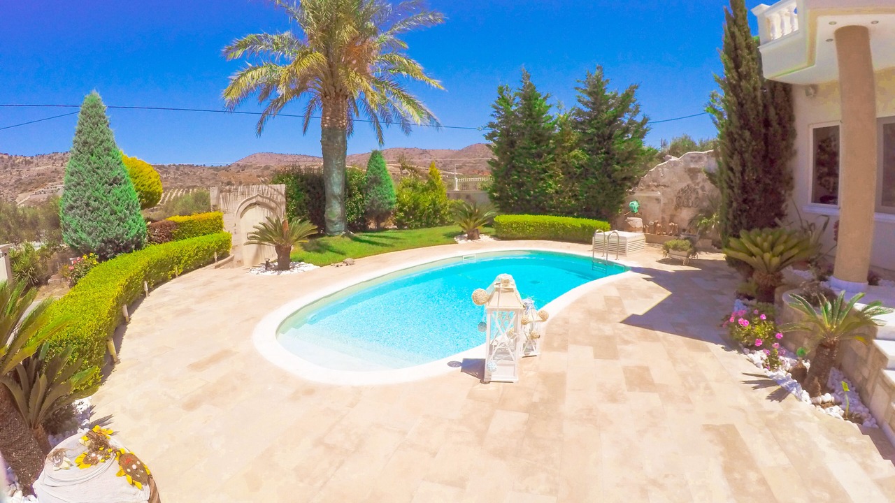 Photo of Outdoor in Skotino