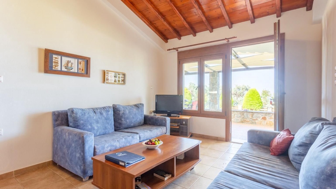 Photo of Bedroom in Glossa