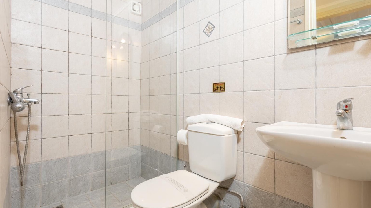Photo of Bathroom in Kounopetra