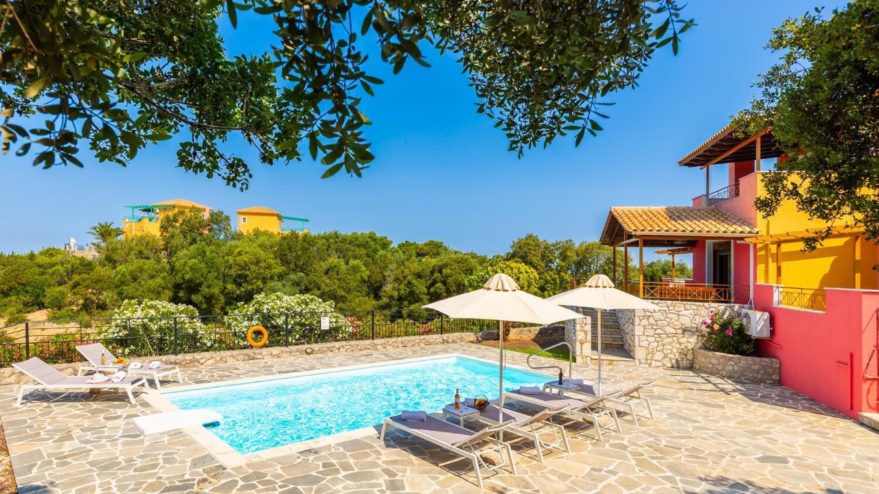 Photo of Outdoor in Mesovounia