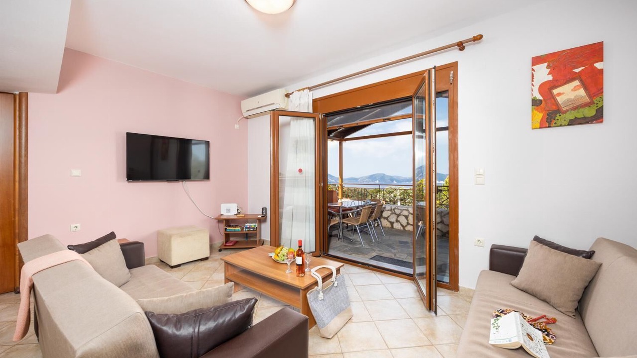 Photo of Livingroom in Mesovounia