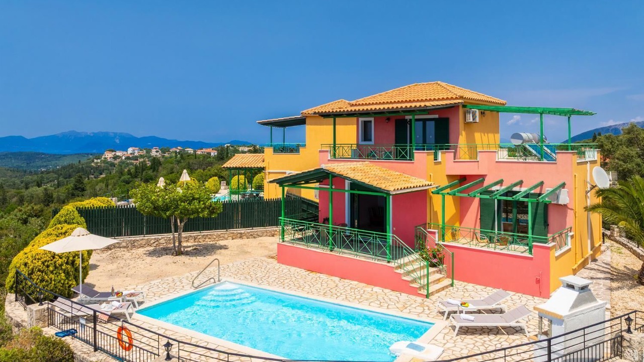 Photo of Outdoor in Mesovounia