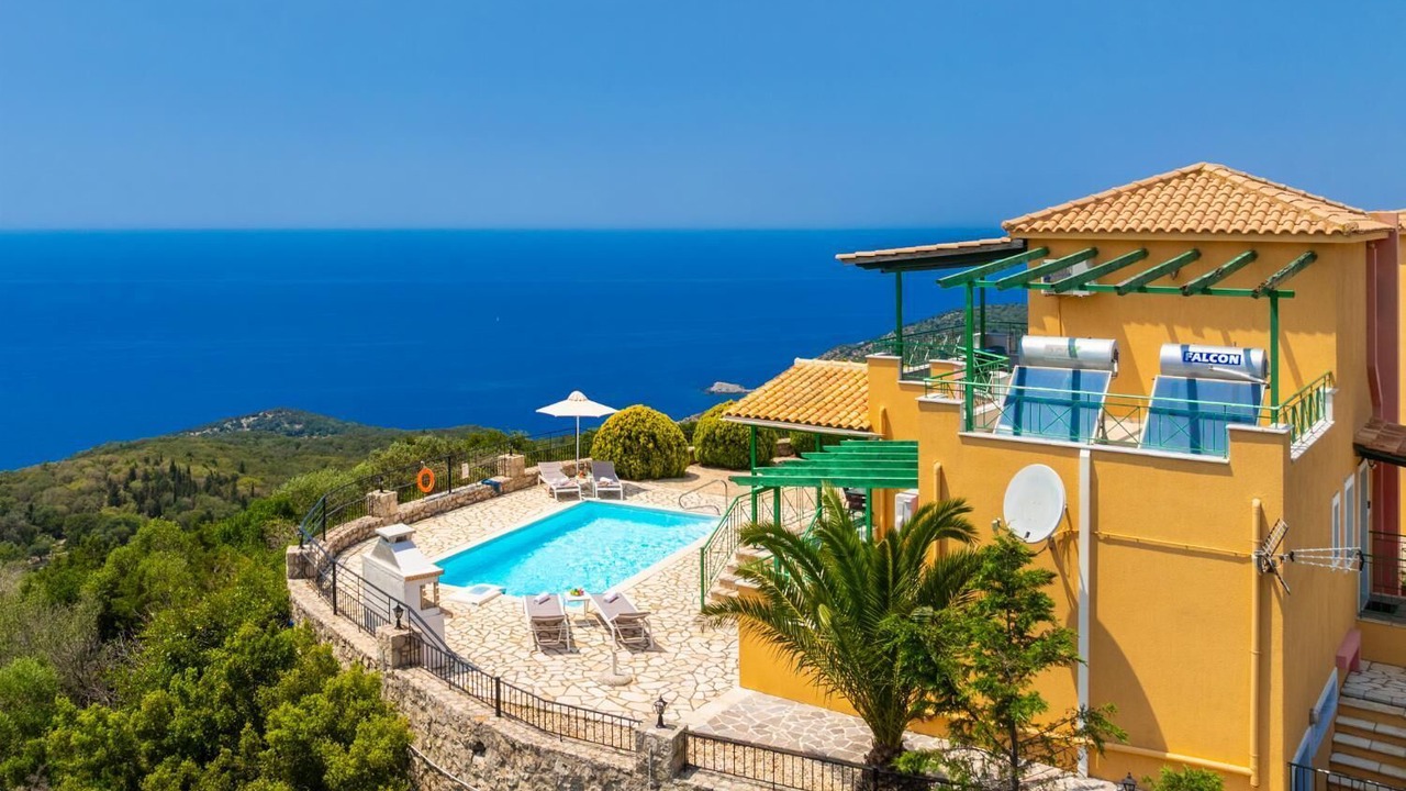 Photo of Outdoor in Mesovounia