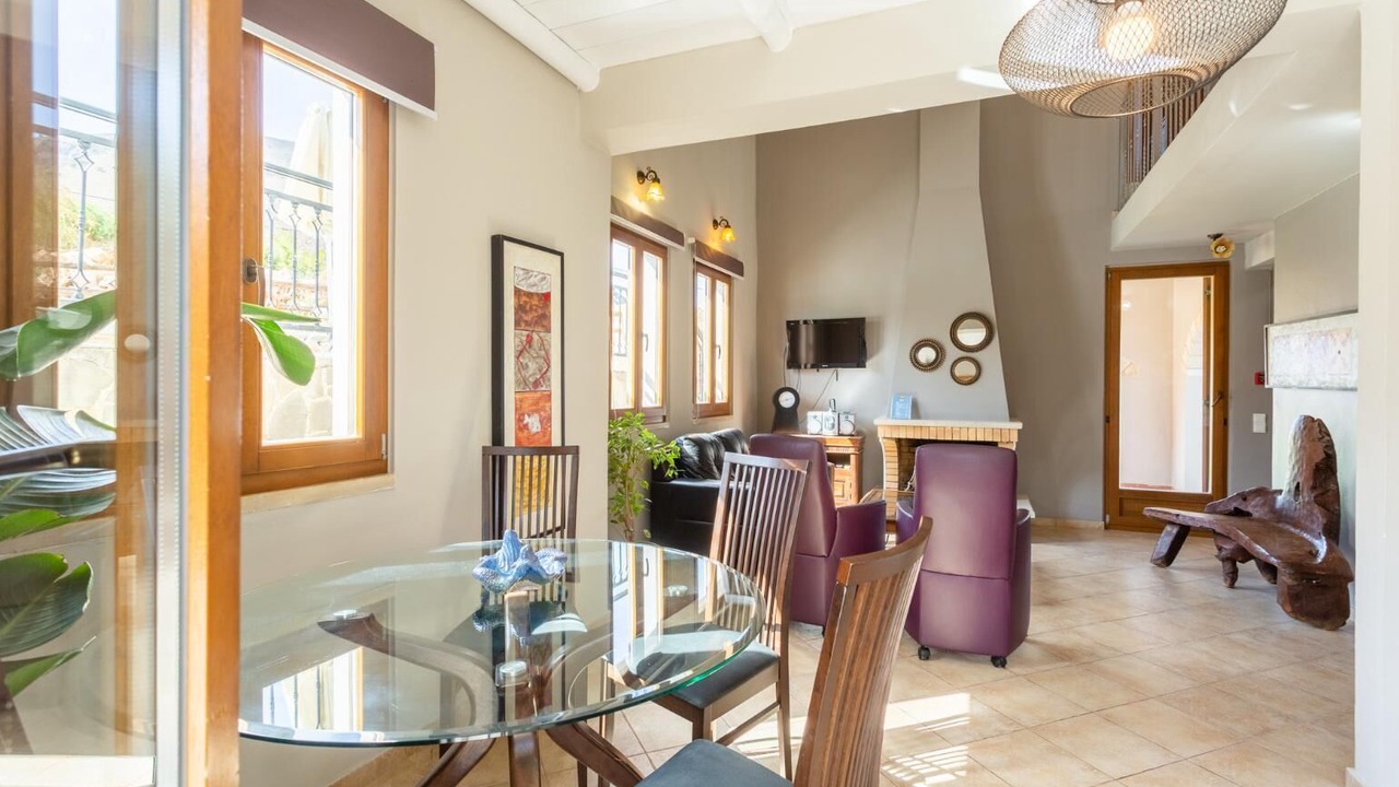 Photo of Livingroom in Megala Chorafia
