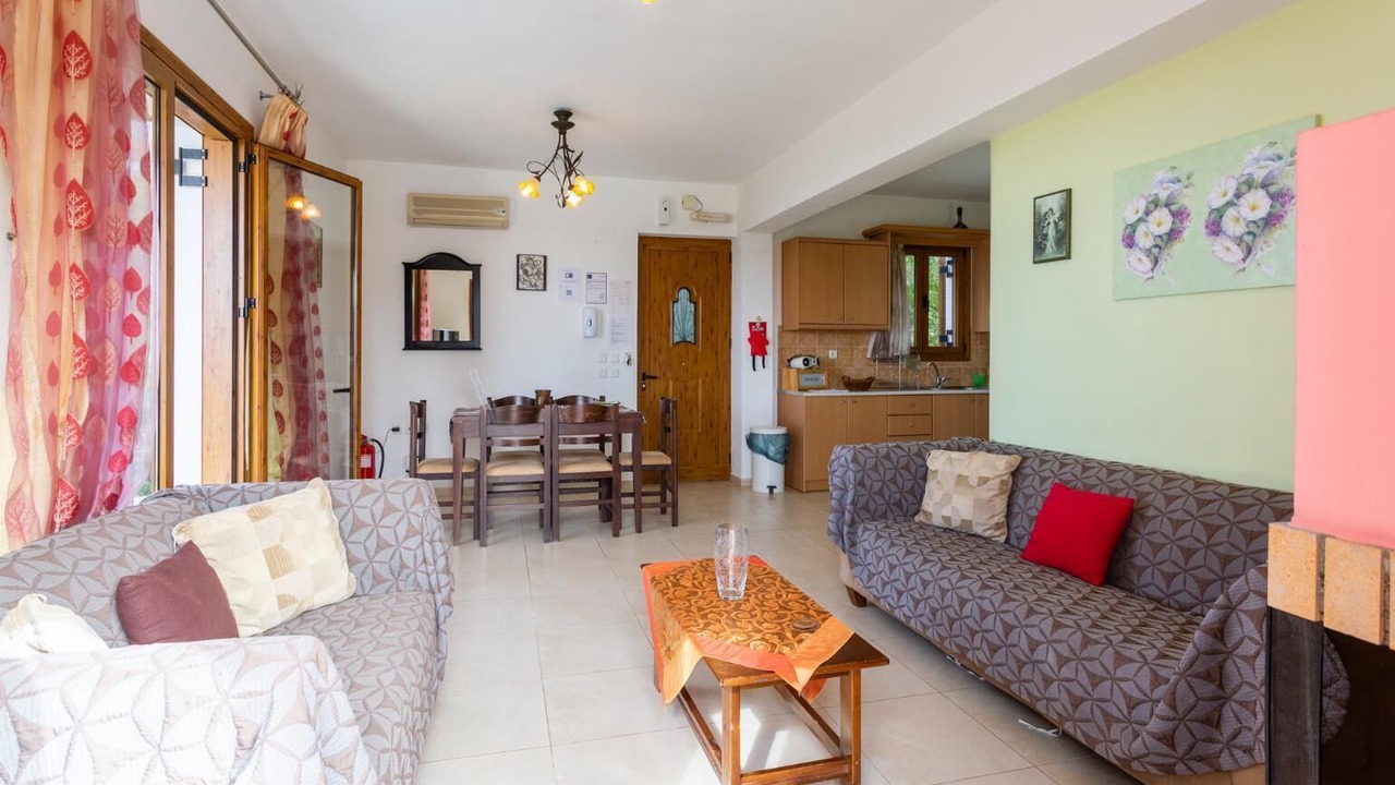 Photo of Livingroom in Maroulas