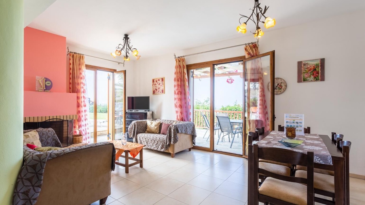 Photo of Livingroom in Maroulas