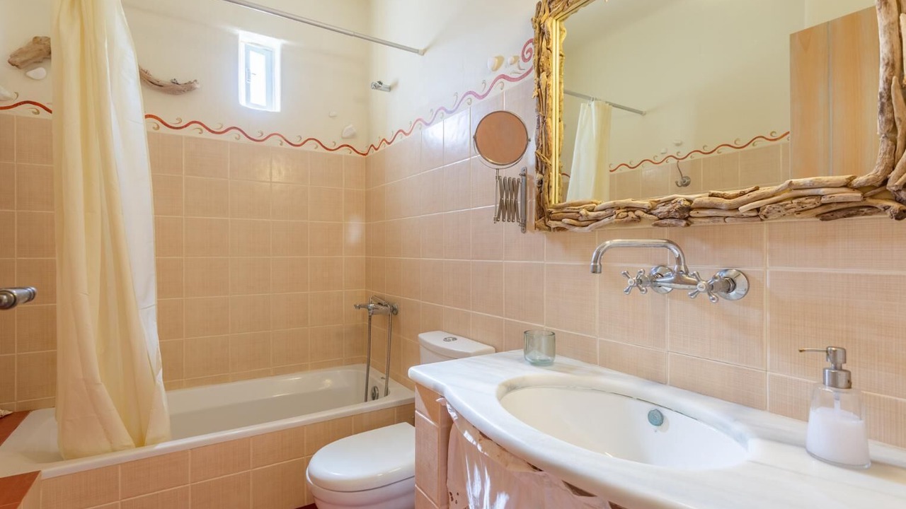 Photo of Bathroom in Panormos