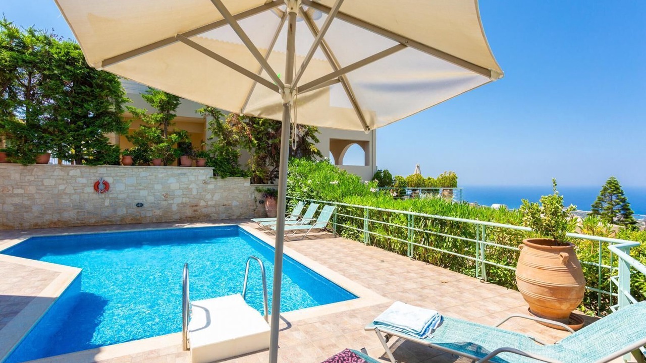 Photo of Outdoor in Roussospiti