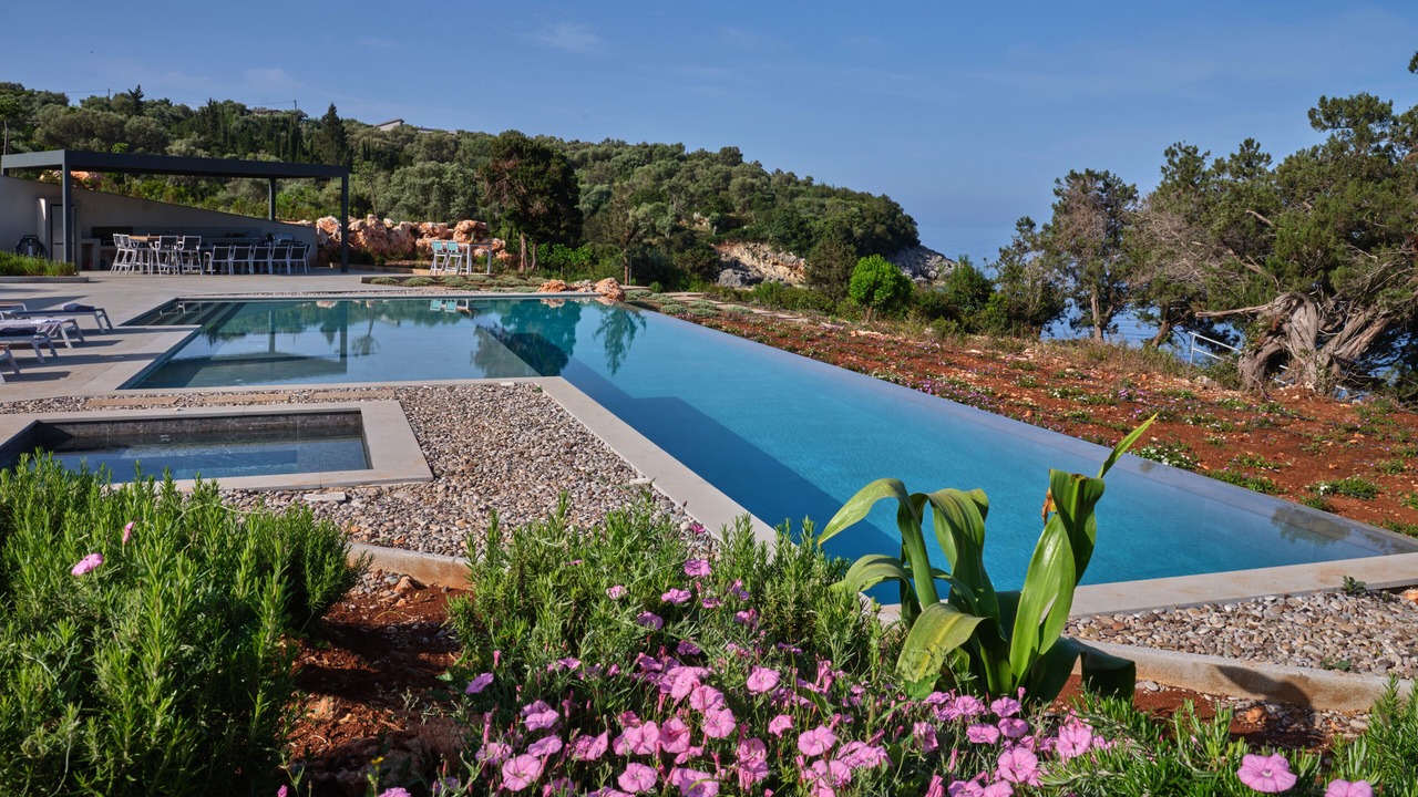 Photo of Outdoor in Evgiros
