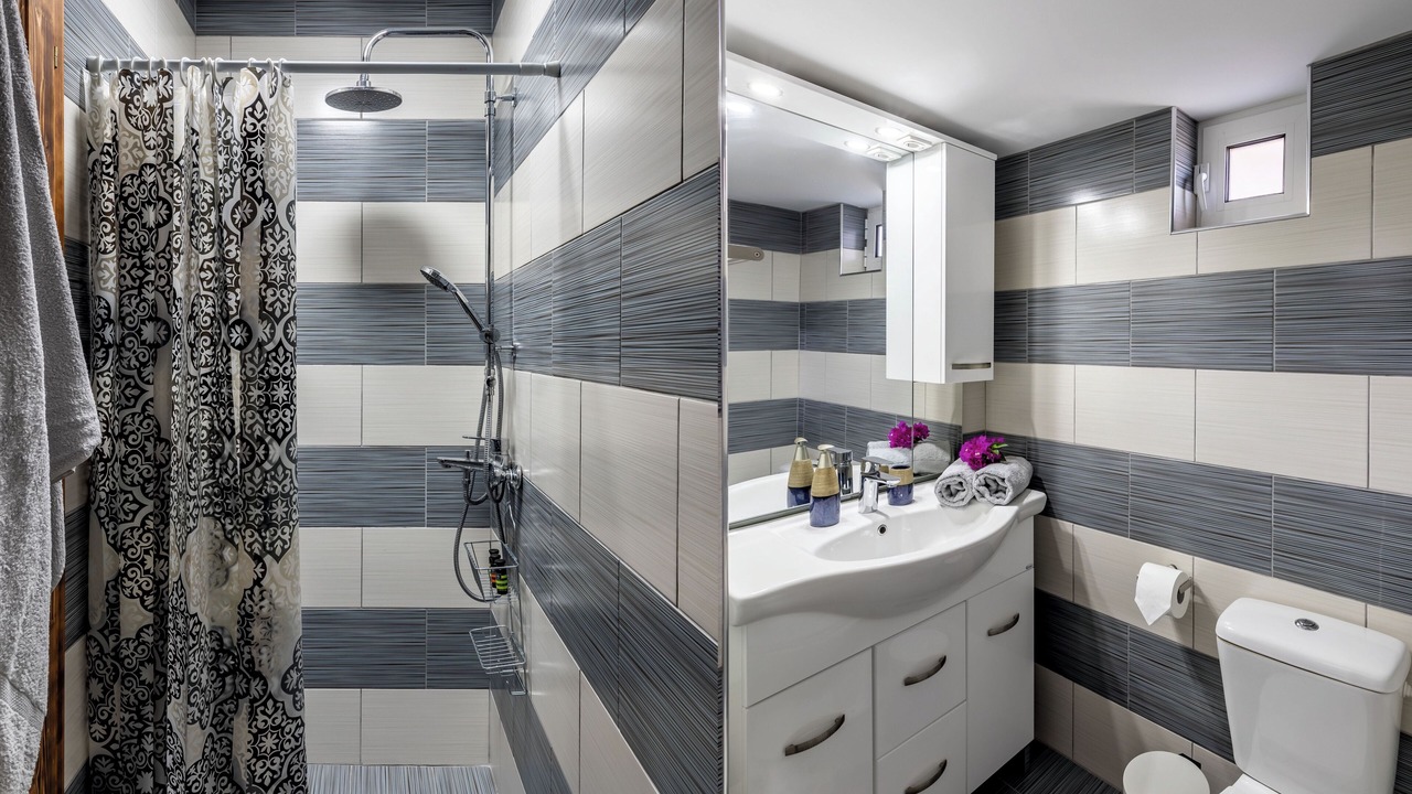 Photo of Bathroom in Skopelos
