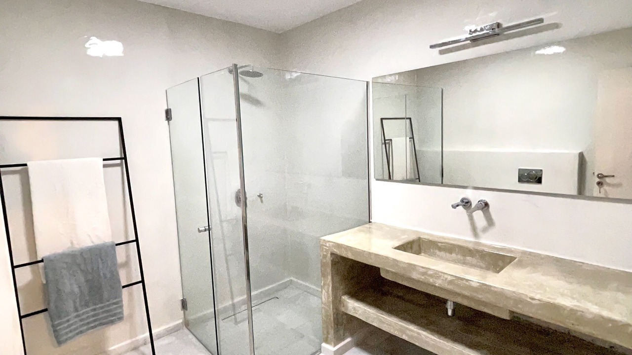 Photo of Bathroom in Logaras