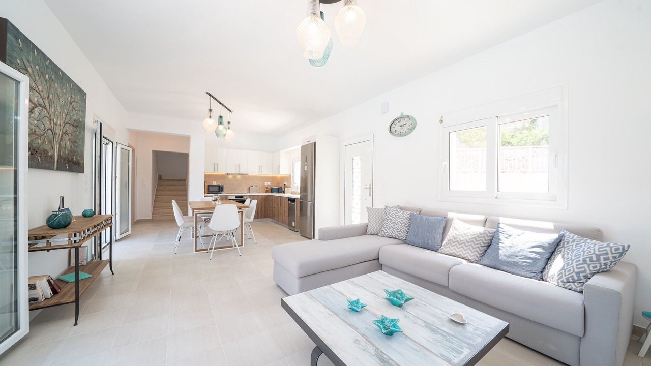 Photo of Livingroom in Leivathos